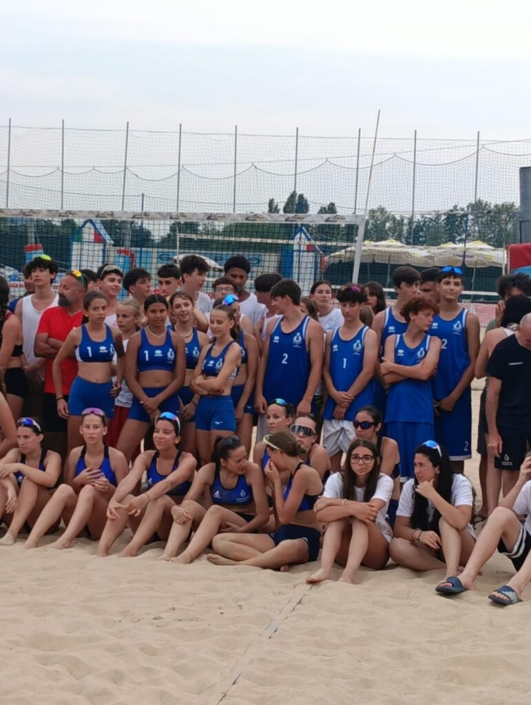 TdT beach volley Cellatica 28 giugno 2026 - gruppo alle premiazioni